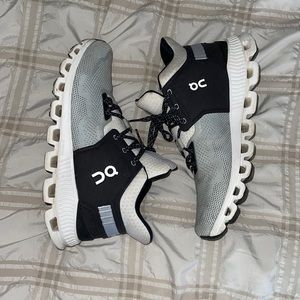 Mens Hi-Top OnCloud Tennis Shoes